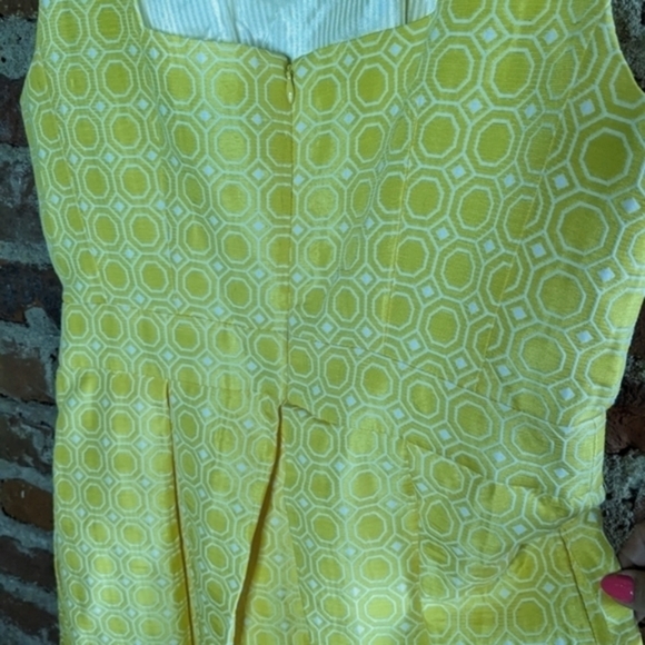 Tommy Hilfiger Size 10 Yellow & White Dress with *POCKETS* - Picture 6 of 14